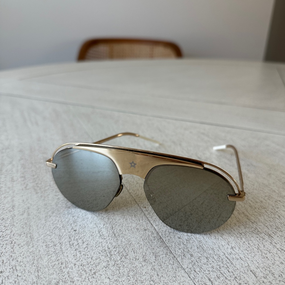 Gold Aviator Sunglasses with Double Bridge and Mirrored Lenses